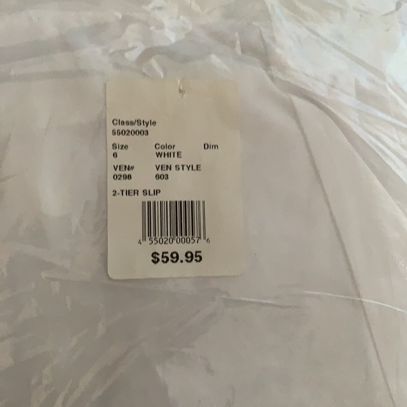 Davids Bridal Two-Tier Medium Fullness A-Line Slip Size 6 NWT - Picture 4 of 4